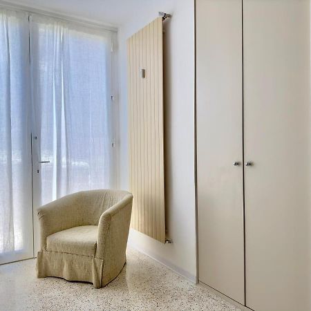 Minimal Apartment Navigli Milano Exteriör bild