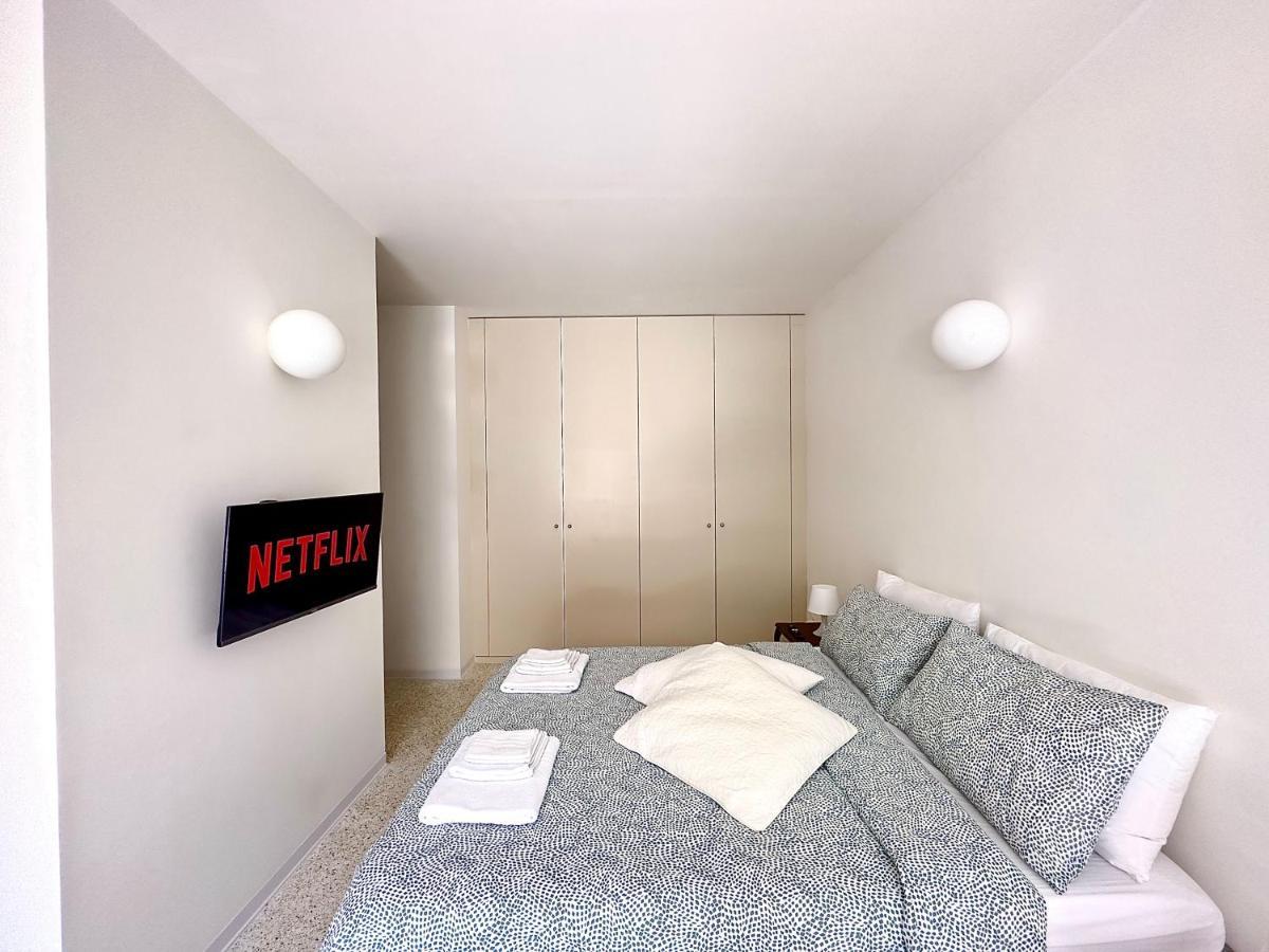 Minimal Apartment Navigli Milano Exteriör bild