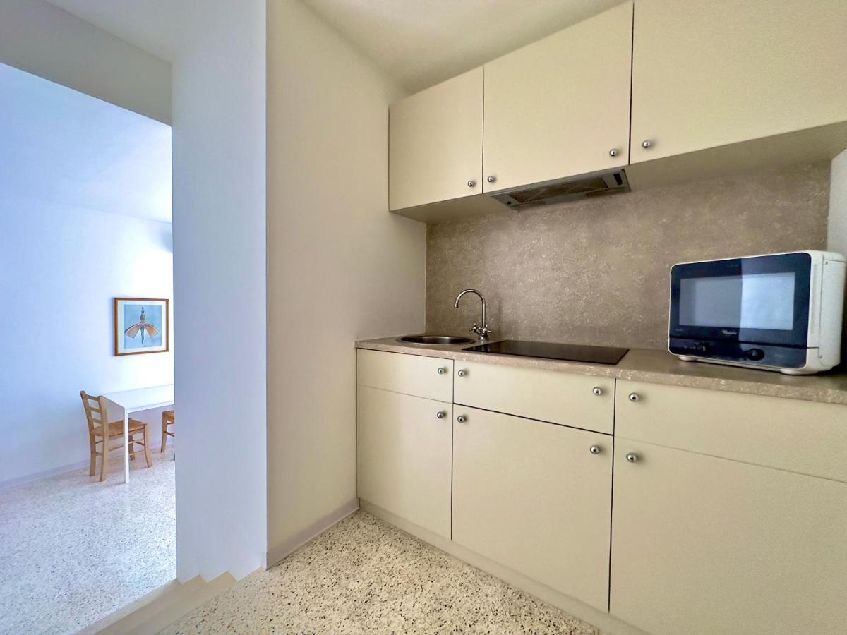 Minimal Apartment Navigli Milano Exteriör bild